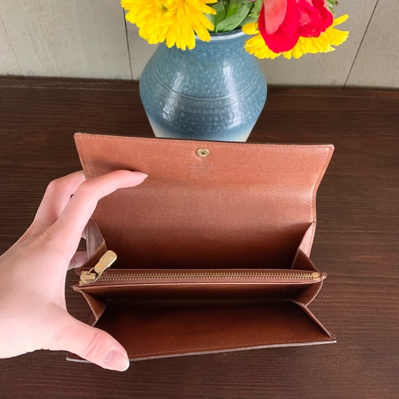 Louis Vuitton Monogram Portefeuille Sarah Long Wallet - Picture 6 of 16
